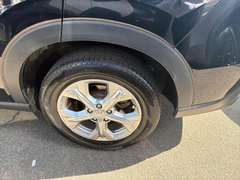 Used 2023 Honda HR-V LX image 13