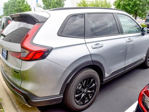 Used 2026 Honda CR-V Sport image 5