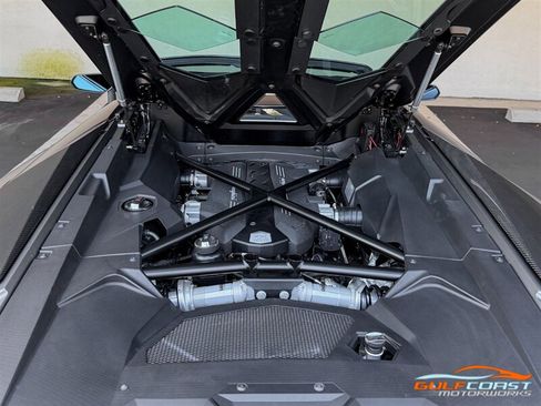 Used 2017 Lamborghini Aventador LP 700-4 AWD/4WD image 37