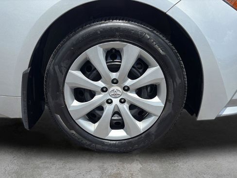 Used 2023 Toyota Corolla LE w/ Carpet Mat Package (TMS) FWD image 25