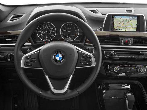 Used 2017 BMW X1 sDrive28i FWD image 7
