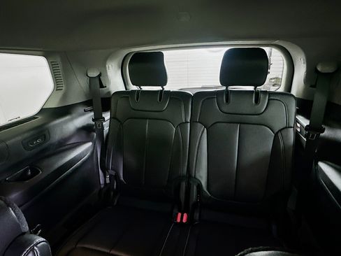 Used 2023 Jeep Grand Cherokee L Limited image 29