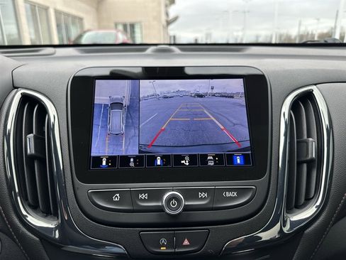 Used 2024 Chevrolet Equinox RS image 17