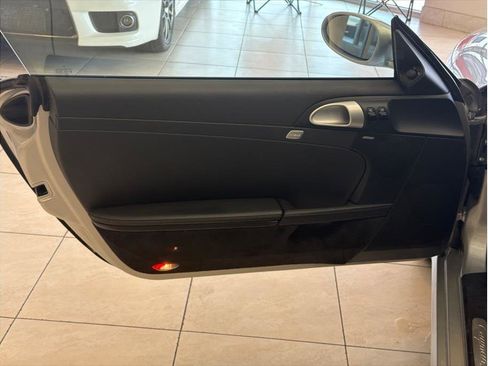 Used 2007 Porsche Cayman S RWD image 10