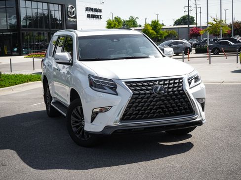 Used 2020 Lexus GX 460 Premium AWD/4WD image 2