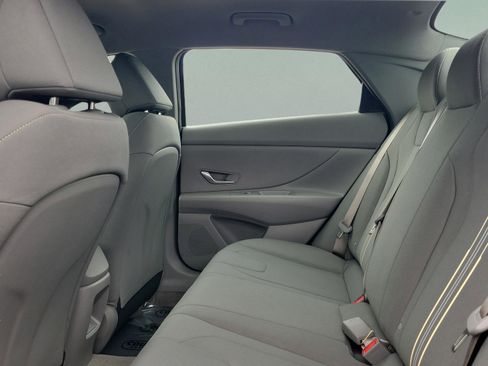 New 2025 Hyundai Elantra Blue image 6