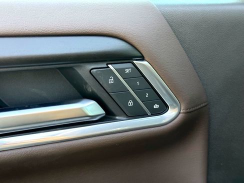 Used 2025 GMC Sierra 2500 Denali w/ Denali Reserve Package image 18