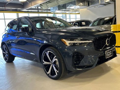 Certified 2024 Volvo XC60 T8 Ultimate w/ Protection Package Premier image 1