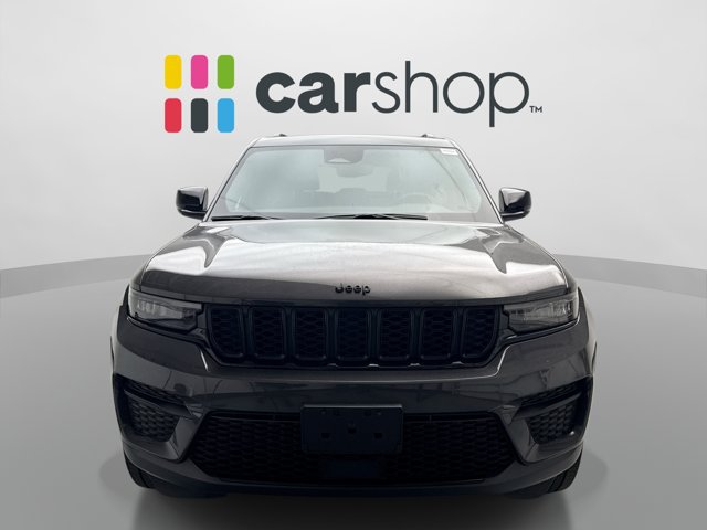 Used 2023 Jeep Grand Cherokee Altitude AWD/4WD image 8