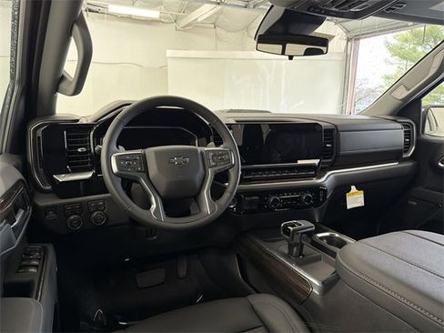 New 2026 Chevrolet Silverado 1500 LT Trail Boss w/ LT Trail Boss Premium Package image 17