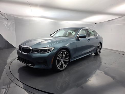 Used 2021 BMW 330i Sedan w/ Driving Assistance Package RWD image 8