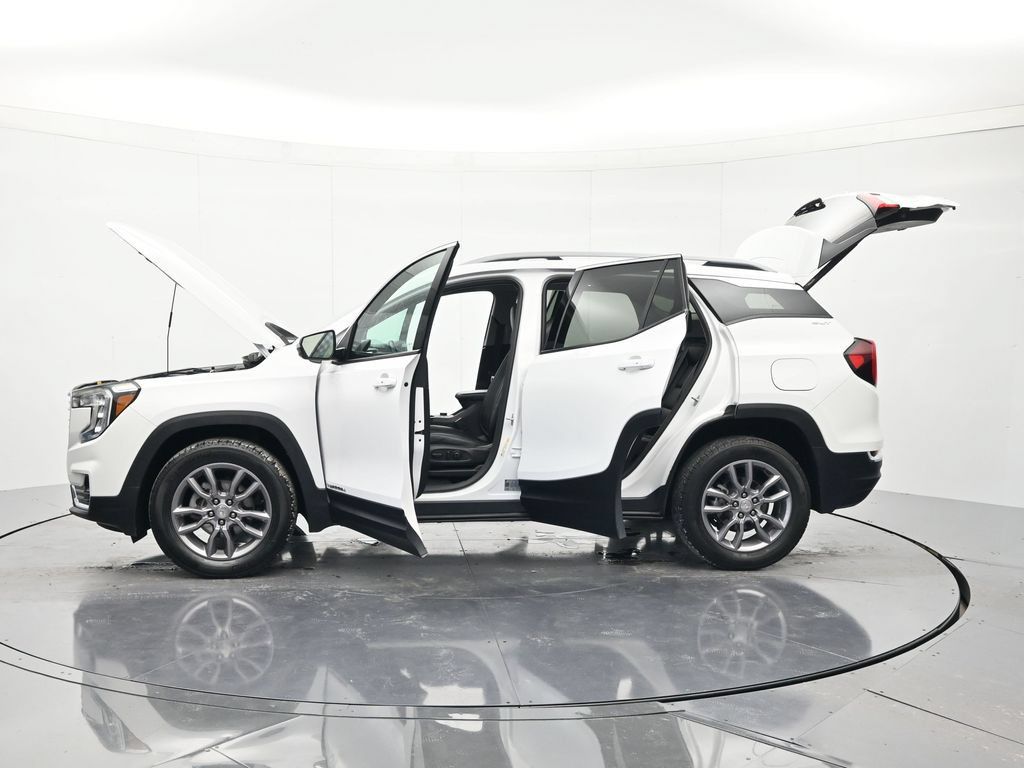 Used 2024 GMC Terrain SLT AWD/4WD image 46