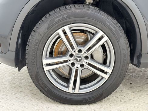 Used 2020 Mercedes-Benz GLC 300 4MATIC image 12