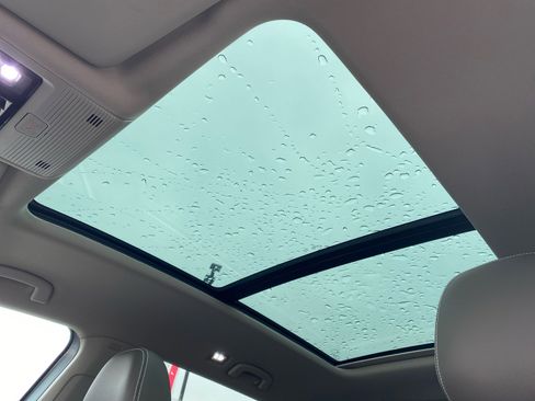 Used 2024 Volkswagen Atlas SEL image 22