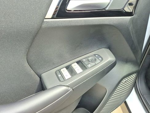 New 2026 Mitsubishi Outlander ES FWD image 19