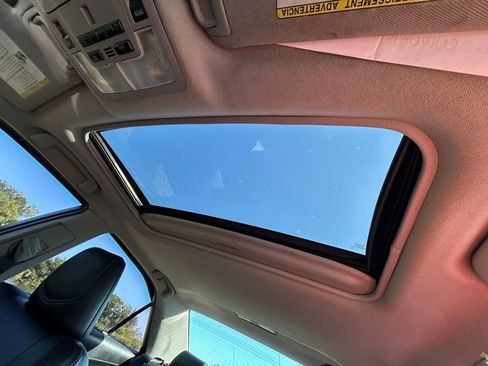 Used 2012 Toyota Camry SE FWD image 29