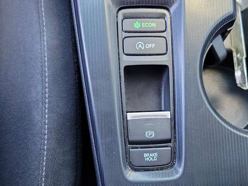 Used 2022 Honda Civic LX image 30