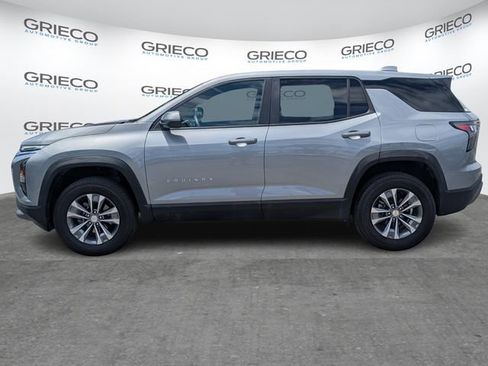 Used 2026 Chevrolet Equinox LT FWD image 4