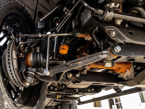 Used 2026 GMC Sierra 3500 Denali Ultimate w/ LPO, Black Badging Package image 14