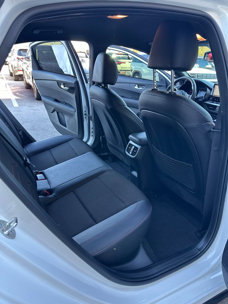 Used 2024 Kia Forte GT FWD image 27