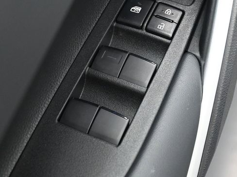 Certified 2025 Toyota Corolla Cross XLE w/ Convenience Package image 15