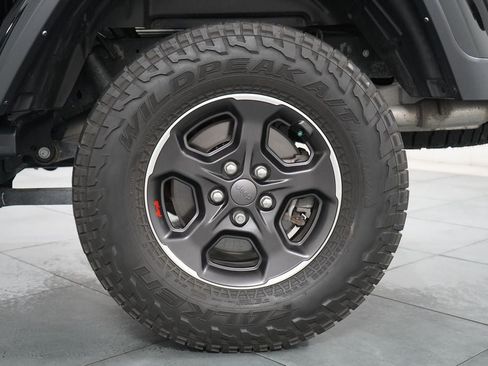 Used 2023 Jeep Gladiator Rubicon w/ LED Lighting Group AWD/4WD image 31