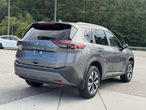 Used 2023 Nissan Rogue SV w/ SV Premium B Package AWD/4WD image 22