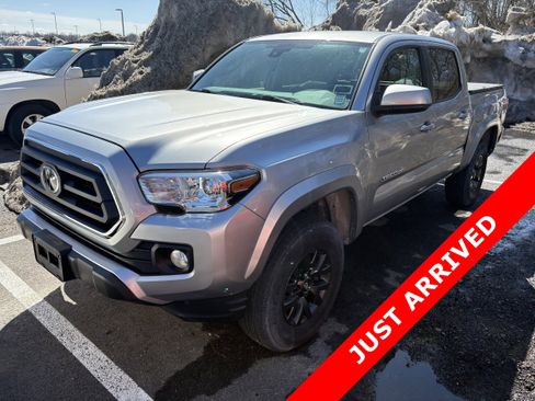 Used 2023 Toyota Tacoma SR5 AWD/4WD image 1