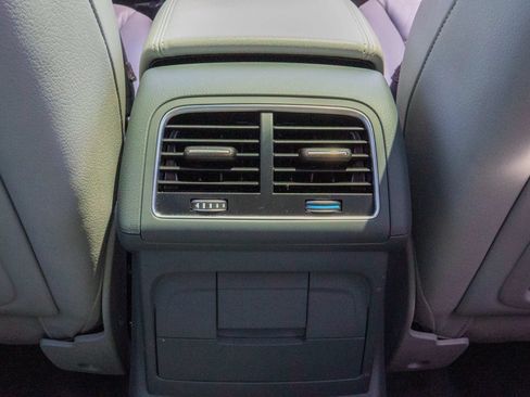 Used 2017 Audi Q5 2.0T Premium Plus w/ Technology Package AWD/4WD image 34