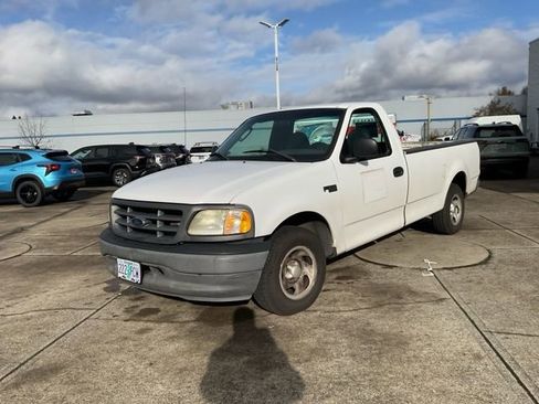 Used 2003 Ford F150 XL image 3