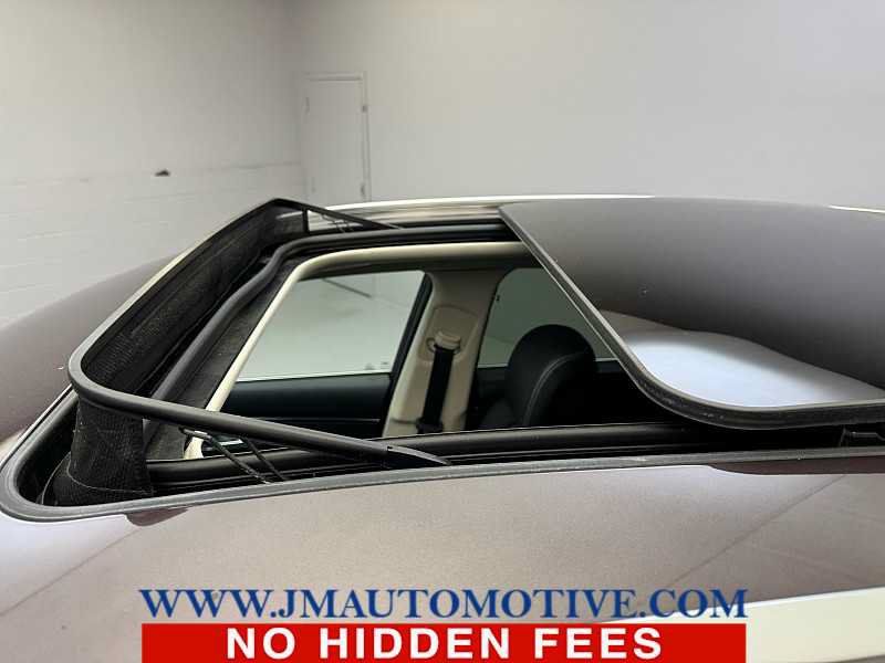 Used 2022 Genesis GV70 2.5T w/ Select Package AWD/4WD image 11