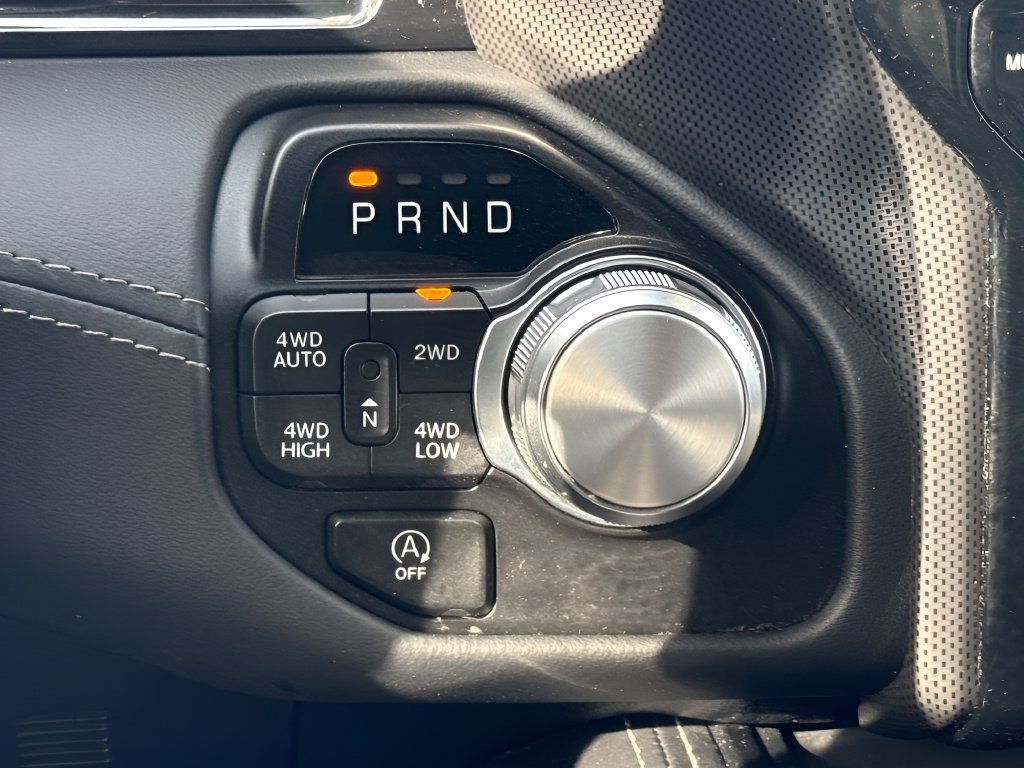 Used 2023 RAM 1500 Limited AWD/4WD image 17