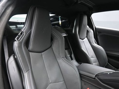 Used 2023 Chevrolet Corvette Stingray Preferred Cpe w/ Z51 Performance Package image 24