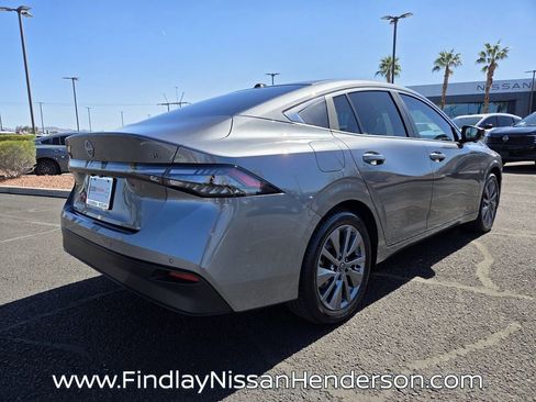 New 2026 Nissan Sentra SL w/ Floor Mat Package FWD image 5
