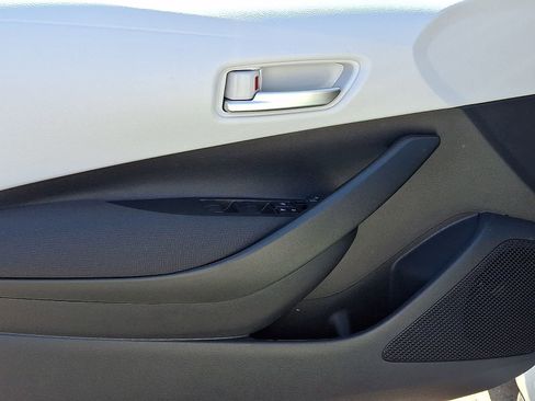 New 2026 Toyota Corolla SE image 10