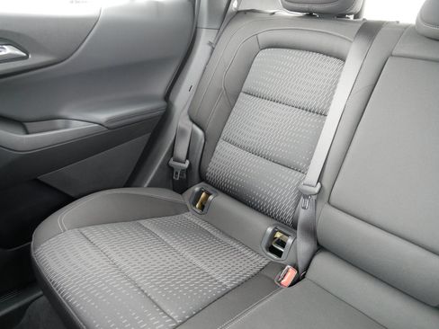 Used 2025 Chevrolet Equinox LT AWD/4WD image 12