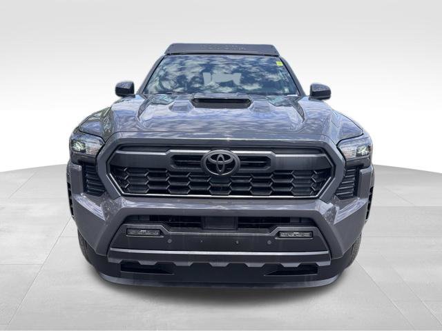 Used 2024 Toyota Tacoma TRD Sport w/ TRD Sport Upgrade Package AWD/4WD image 12
