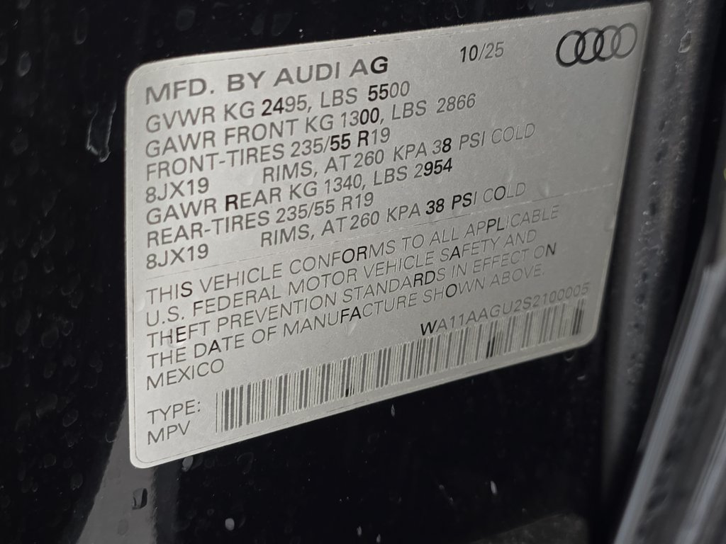 Used 2025 Audi Q5 Premium w/ Convenience Package AWD/4WD image 38