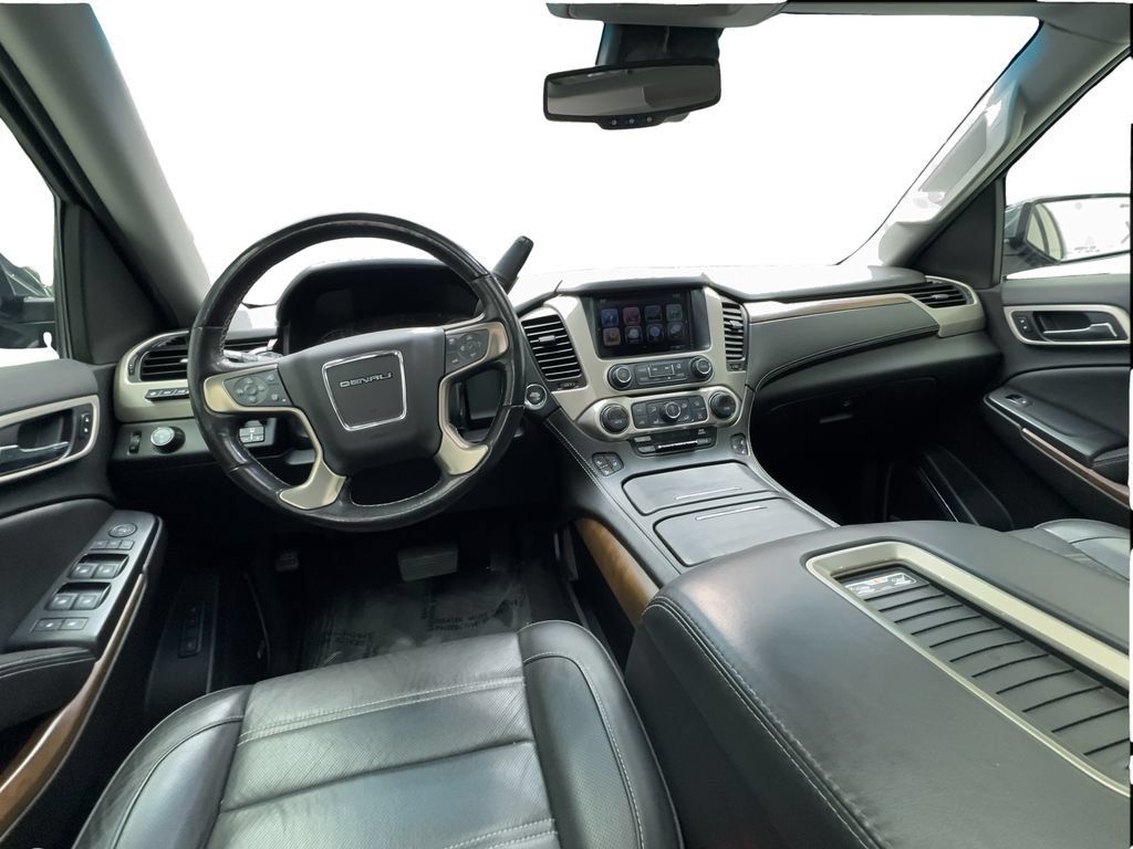 Used 2019 GMC Yukon XL Denali w/ Denali Ultimate Package RWD image 36