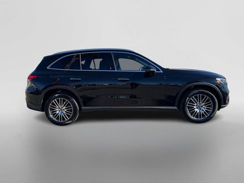 Certified 2025 Mercedes-Benz GLC 300 image 6