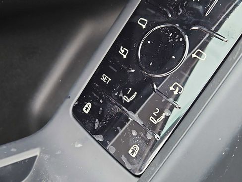 New 2025 Audi Q5 Premium Plus image 14