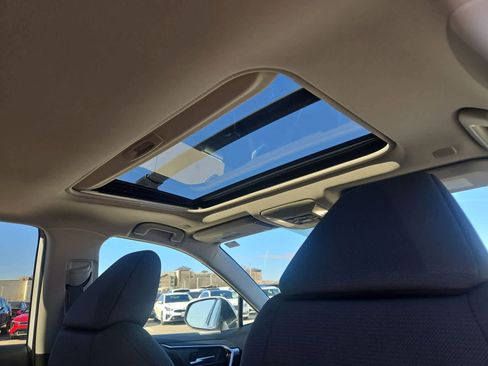 Used 2023 Toyota RAV4 XLE image 21