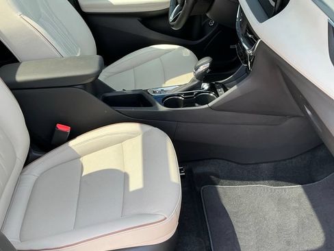 Used 2026 Buick Encore GX Avenir w/ Avenir Technology Package FWD image 18