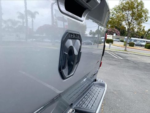 Used 2022 RAM 2500 Limited AWD/4WD image 30