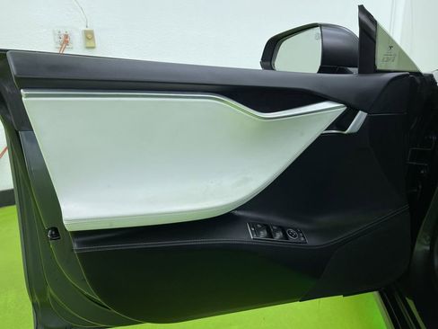 Used 2017 Tesla Model S 100D image 16