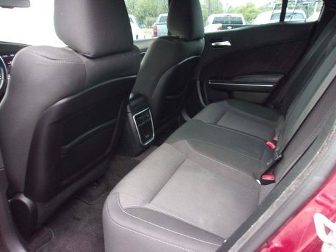 Used 2018 Dodge Charger SXT Plus RWD image 7
