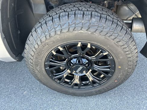 Used 2019 RAM 1500 Big Horn AWD/4WD image 9