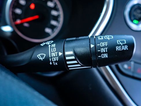 Used 2022 Chevrolet Blazer LT image 26