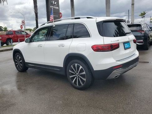 Used 2023 Mercedes-Benz GLB 250 w/ Premium Package image 7