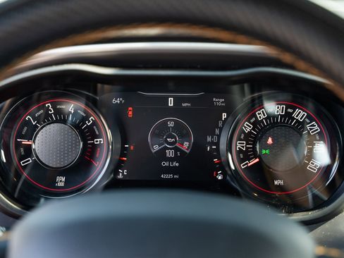 Used 2022 Dodge Challenger GT w/ Plus Package image 38